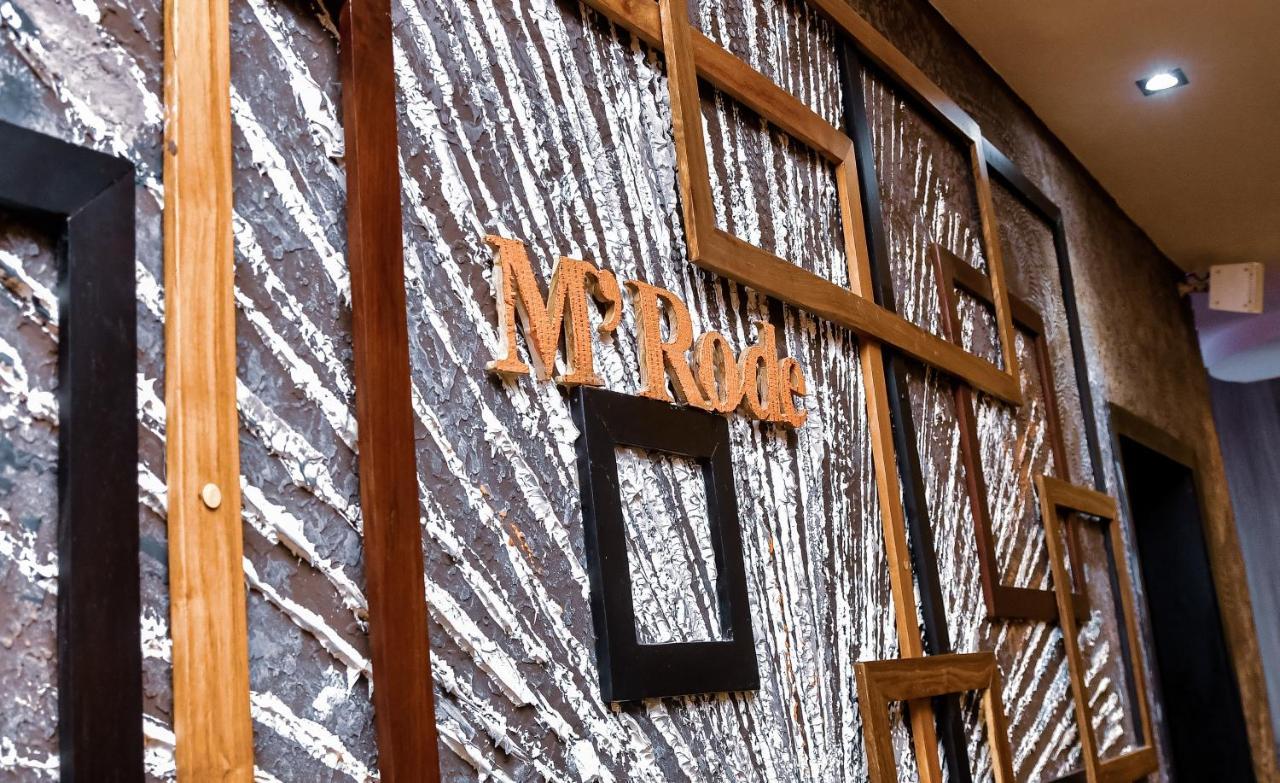 Hotel M'Rode Ломе Экстерьер фото